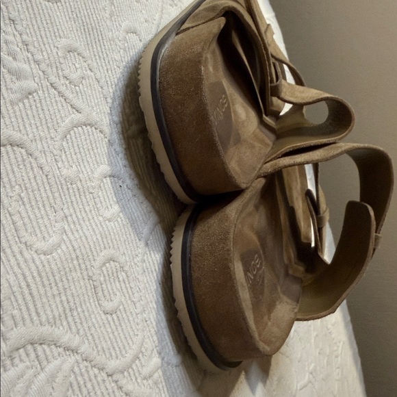 Vince Men's Duke Brown Suede Slide Sandals. Size 13. - Picture 9 of 10